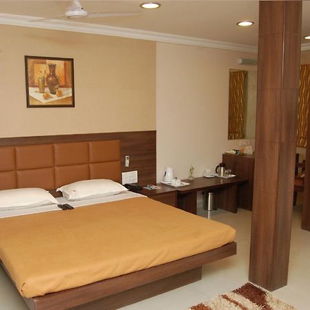Haredia Hotel Mumbai Exterior photo